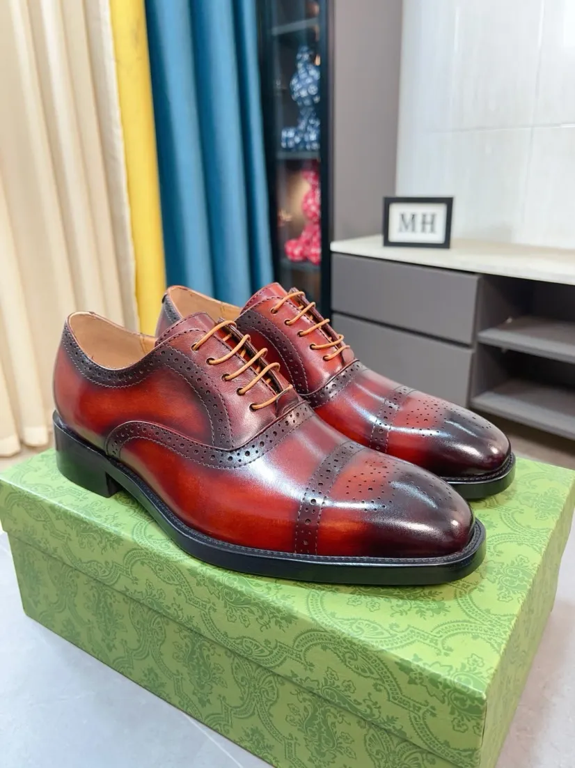Factory price 500🌹🌹 [GUCCI Gucci] A new style of formal men's leather shoes is coming~ The original quality upper is made of cowhide imported from Italy + soft and delicate leather, comfortable and soft first-layer cowhide lining, rubber wear-resistant outsole, the shoe shape is dignified and domineering, and the luxury charm cannot be concealed! The natural and free nouveau riche leads the trend. Code number: 38-44